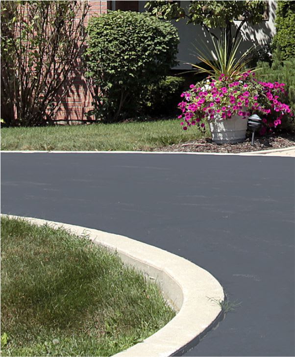 driveway asphalt paving